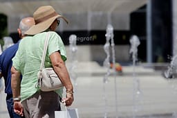Nis vera astronomike, parashikohet mot i vranët me reshje shiu gjatë javës Nis vera astronomike, parashikohet mot i vranët me reshje shiu gjatë javës