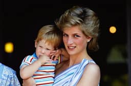 Vëllai i princeshës Diana boton një libër për jetën e saj Vëllai i princeshës Diana boton një libër për jetën e saj