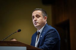 Selmanaj: Askush nuk është mbi Republikën Selmanaj: Askush nuk është mbi Republikën