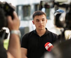 Sejdi reagon ndaj ministrit Shasivari: Asnjë hap prapa, provimi i jurisprudencës në teori dhe praktikë, duhet të mbahet në shqip Sejdi reagon ndaj ministrit Shasivari: Asnjë hap prapa, provimi i jurisprudencës në teori dhe praktikë, duhet të mbahet në shqip
