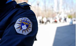 Një burrë në Gjakovë gjendet pa shenje jete, policia nis hetimet Një burrë në Gjakovë gjendet pa shenje jete, policia nis hetimet