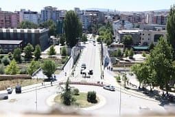 Lëvizjet e NATO-s për hapjen e Urës së Ibrit dy vjet pasi Perëndimi refuzoi insistimin dhe planin e Kurtit Lëvizjet e NATO-s për hapjen e Urës së Ibrit dy vjet pasi Perëndimi refuzoi insistimin dhe planin e Kurtit