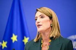 Tarifat dhe çmimet e ilaçeve, presidentja e Parlamentit Europian: Gjermania të negociojë me administratën Trump Tarifat dhe çmimet e ilaçeve, presidentja e Parlamentit Europian: Gjermania të negociojë me administratën Trump