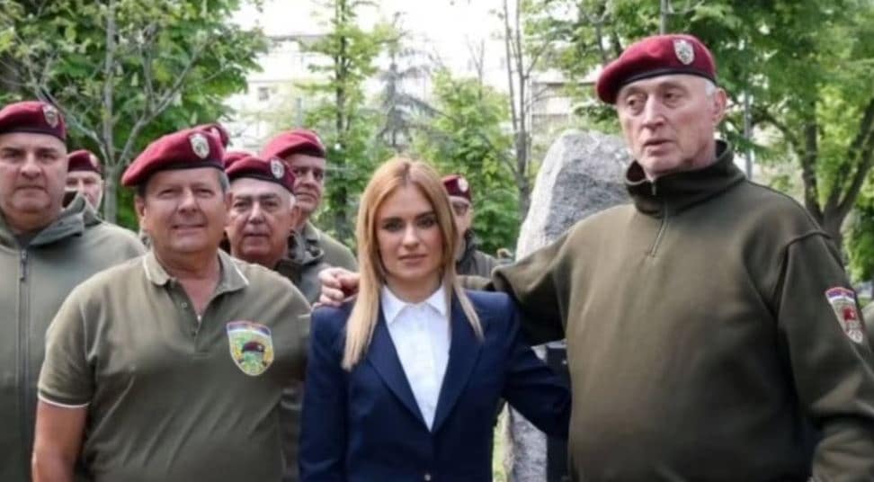 Shteti serb financon veteranët e Beretave të Kuqe, që luftuan edhe në Kosovë Shteti serb financon veteranët e Beretave të Kuqe, që luftuan edhe në Kosovë