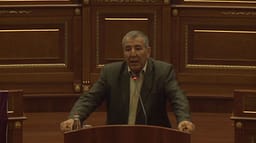 Musliu-Shoshi: Avni Dehari është vetëm një kukull e Albin Kurtit Musliu-Shoshi: Avni Dehari është vetëm një kukull e Albin Kurtit