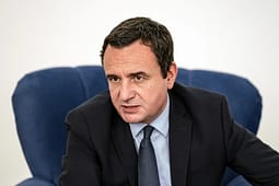 Kurti reagon ndaj nderimeve për Ratko Mlladiqin: Serbia ka kaluar në adhurim shtetëror të gjenocidit Kurti reagon ndaj nderimeve për Ratko Mlladiqin: Serbia ka kaluar në adhurim shtetëror të gjenocidit