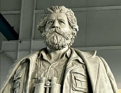 Sot mësohet projekti fitues për shtatoren e Adem Jasharit në Prishtinë Sot mësohet projekti fitues për shtatoren e Adem Jasharit në Prishtinë