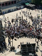 Nis protesta e kryetarëve të komunave para Qeverisë Nis protesta e kryetarëve të komunave para Qeverisë