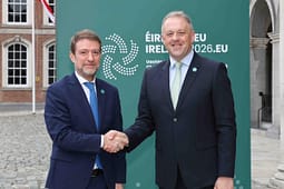 Hoxha në Dublin: Shqipëria ka hyrë në fazë vendimtare për anëtarësimin në BE Hoxha në Dublin: Shqipëria ka hyrë në fazë vendimtare për anëtarësimin në BE