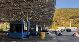 Policia kroate e konfirmon arrestimin e kosovarit të kërkuar me fletarrest nga Serbia Policia kroate e konfirmon arrestimin e kosovarit të kërkuar me fletarrest nga Serbia