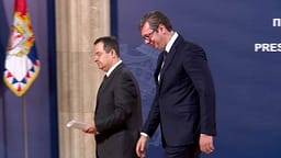 Derisa në Kosovë zbulohen varre masive, retorika e zyrtarëve serbë rikthen narrativat e viteve ’90 Derisa në Kosovë zbulohen varre masive, retorika e zyrtarëve serbë rikthen narrativat e viteve ’90