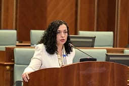 Vendimi i LDK-së: Osmani: Të evitohen zgjedhjet, vendi të bëhet me president që mbron Kushtetutën Vendimi i LDK-së: Osmani: Të evitohen zgjedhjet, vendi të bëhet me president që mbron Kushtetutën