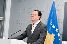 Kurti: Shqiptarët në Luginë po përballen me shkelje të të drejtave të njeriut Kurti: Shqiptarët në Luginë po përballen me shkelje të të drejtave të njeriut