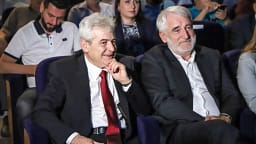 Ali Ahmeti tha se ka pasur ‘‘projekt për ndarjen’’ e Maqedonisë, i reagon Menduh Thaçi: S’ka pasur dokument, s’ka ekzistuar Ali Ahmeti tha se ka pasur ‘‘projekt për ndarjen’’ e Maqedonisë, i reagon Menduh Thaçi: S’ka pasur dokument, s’ka ekzistuar