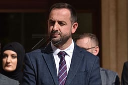 Ish-deputeti i LVV-së: E kam informuar Kurtin për kontratën për renovimin e vagonëve në Serbi, u përballa me injorim Ish-deputeti i LVV-së: E kam informuar Kurtin për kontratën për renovimin e vagonëve në Serbi, u përballa me injorim