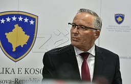 Hamza mbledh GP-në në Kuvend: Është cenuar demokracia dhe Kushtetuta e Kosovës Hamza mbledh GP-në në Kuvend: Është cenuar demokracia dhe Kushtetuta e Kosovës