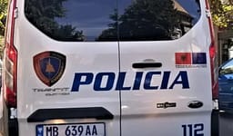 Sherri për klientët, plagoset shitësi i biletave në Vlorë Sherri për klientët, plagoset shitësi i biletave në Vlorë