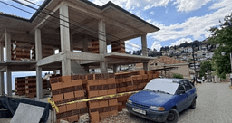 Ministria e Transportit: Inspektorati do të heqë objektin e paligjshëm në qendrën e vjetër të Ohrit Ministria e Transportit: Inspektorati do të heqë objektin e paligjshëm në qendrën e vjetër të Ohrit