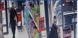 Policia kërkon ndihmën e qytetarëve për identifikimin e një personi të dyshuar për vjedhje në Ferizaj Policia kërkon ndihmën e qytetarëve për identifikimin e një personi të dyshuar për vjedhje në Ferizaj
