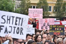 Rreth një mijë raste të dhunës në familje këtë vit Rreth një mijë raste të dhunës në familje këtë vit