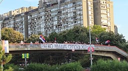 Ministri irlandez: Varrimi shtetëror për Mlladiqin ose pjesëmarrja e pushtetit në të, të papranueshme për BE-në Ministri irlandez: Varrimi shtetëror për Mlladiqin ose pjesëmarrja e pushtetit në të, të papranueshme për BE-në