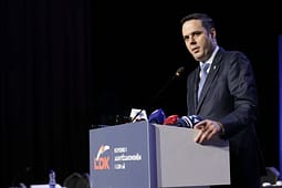 Abdixhiku pas rikonfirmimit në krye të LDK-së: Do ta bashkoj partinë, por pa kompromise mbi vlerat tona Abdixhiku pas rikonfirmimit në krye të LDK-së: Do ta bashkoj partinë, por pa kompromise mbi vlerat tona