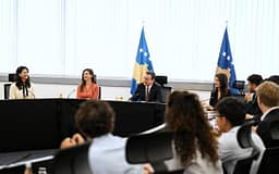 Kurti pret studentë ndërkombëtarë nga ETH Zürich, flasin për perspektivën euro-atlantike Kurti pret studentë ndërkombëtarë nga ETH Zürich, flasin për perspektivën euro-atlantike