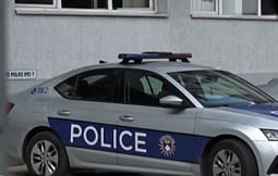 Arrestohet një shtetas serb në Jarinjë, dyshohet se i ofroi ryshfet policit Arrestohet një shtetas serb në Jarinjë, dyshohet se i ofroi ryshfet policit
