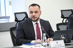 Tërheqja graduale e KFOR’it nga Ibri, Maqedonci në “X”: Përpjekjet e Serbisë për ta paraqitur si kërcënim s’paraqesin realitetin Tërheqja graduale e KFOR’it nga Ibri, Maqedonci në “X”: Përpjekjet e Serbisë për ta paraqitur si kërcënim s’paraqesin realitetin