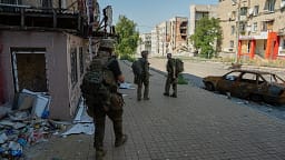 Blogerët ushtarakë rusë pranojnë tërheqjen pranë Lymanit, Ukraina kundërsulmon Blogerët ushtarakë rusë pranojnë tërheqjen pranë Lymanit, Ukraina kundërsulmon