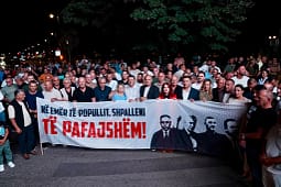 “Ora e Pritjes” nis numërimin mbrapsht edhe në Gjakovë, ora e lirisë për çlirimtarët “Ora e Pritjes” nis numërimin mbrapsht edhe në Gjakovë, ora e lirisë për çlirimtarët