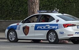 Shpërthim pranë një automjeti në Laknas, policia nis hetimet Shpërthim pranë një automjeti në Laknas, policia nis hetimet