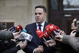Abdixhiku për Muhaxherin e Ahmetin: Kam hy në zjarr për ta, i kam ruajtur kur kanë bërë gafa Abdixhiku për Muhaxherin e Ahmetin: Kam hy në zjarr për ta, i kam ruajtur kur kanë bërë gafa