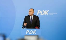 Hoxhaj u drejtohet qytetarëve: Historia na thërret, sot ta mbushim Prishtinën me zërin e Kosovës Hoxhaj u drejtohet qytetarëve: Historia na thërret, sot ta mbushim Prishtinën me zërin e Kosovës