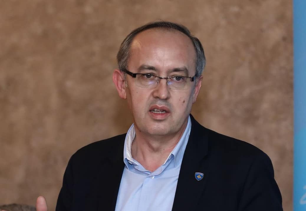 Hoti: Më 7 qershor, qytetarët e Kosovës do të vendosin për partneritetin strategjik të Kosovës me BE-në e SHBA-në Hoti: Më 7 qershor, qytetarët e Kosovës do të vendosin për partneritetin strategjik të Kosovës me BE-në e SHBA-në