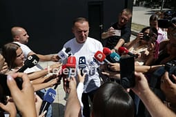 Osmani: Jemi në mbrojtje të Kushtetutës Osmani: Jemi në mbrojtje të Kushtetutës