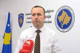 Rinumërimi i 185 vendvotimeve, nuk u gjeten parregullsi që kërkojnë zgjerim të procesit Rinumërimi i 185 vendvotimeve, nuk u gjeten parregullsi që kërkojnë zgjerim të procesit