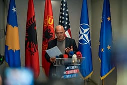 Gjini: Seanca e thirrur nga Dehari anti-kushtetuese, bëj thirrje që edhe PDK e LDK të mos bëhen pjesë e saj Gjini: Seanca e thirrur nga Dehari anti-kushtetuese, bëj thirrje që edhe PDK e LDK të mos bëhen pjesë e saj