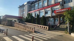 352 persona kanë kërkuar ndihmë mjekësore brenda 24 orëve në QKUK 352 persona kanë kërkuar ndihmë mjekësore brenda 24 orëve në QKUK