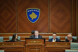PDK sërish letër Deharit : Kërkon që vazhdimi i seancës konstituive të mbahet nesër (Dokument) PDK sërish letër Deharit : Kërkon që vazhdimi i seancës konstituive të mbahet nesër (Dokument)