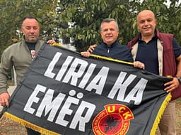 Taulant Balla erdhi nga Shqipëria në Prishtinë për Marshin e Lirisë Taulant Balla erdhi nga Shqipëria në Prishtinë për Marshin e Lirisë