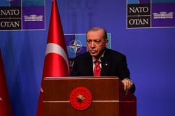 Pakti i mbrojtjes i Turqisë me Arabinë Saudite dhe Pakistanin vë në provë NATO-n? Pakti i mbrojtjes i Turqisë me Arabinë Saudite dhe Pakistanin vë në provë NATO-n?