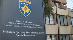 Planifikuan vrasje dhe sulme ndaj bizneseve, gjashtë persona përfundojnë nën aktakuzë Planifikuan vrasje dhe sulme ndaj bizneseve, gjashtë persona përfundojnë nën aktakuzë