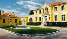Riatdhesimi i dy grave dhe tre fëmijëve nga Siria, Ambasada e SHBA përgëzon Shqipërinë: Fitore për sigurinë globale Riatdhesimi i dy grave dhe tre fëmijëve nga Siria, Ambasada e SHBA përgëzon Shqipërinë: Fitore për sigurinë globale