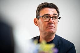 Burnham: Do t’i kërkojmë Trump-it raketa Patriot për Kievin Burnham: Do t’i kërkojmë Trump-it raketa Patriot për Kievin