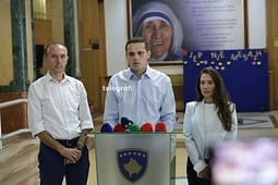 PDK bën sërish kërkesë zyrtare për vazhdimin e seancës konstituive PDK bën sërish kërkesë zyrtare për vazhdimin e seancës konstituive