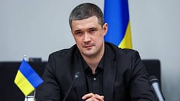 Ministri i shkarkuar i mbrojtjes i Ukrainës bën thirrje për zgjedhje presidenciale Ministri i shkarkuar i mbrojtjes i Ukrainës bën thirrje për zgjedhje presidenciale
