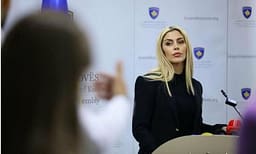 Deliu i reagon Deharit: Arsyetim skandaloz, thirre seancën e respekto rregulloren Deliu i reagon Deharit: Arsyetim skandaloz, thirre seancën e respekto rregulloren