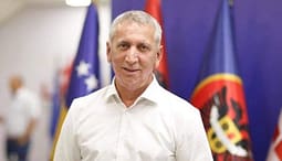 Anton Quni mirëpret marrëveshjen LDK-LVV për kandidaturën e Bekim Sejdiut për president Anton Quni mirëpret marrëveshjen LDK-LVV për kandidaturën e Bekim Sejdiut për president