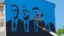 Po realizohet një mural për katërshen e UÇK-së pak ditë para vendimit në Hagë Po realizohet një mural për katërshen e UÇK-së pak ditë para vendimit në Hagë